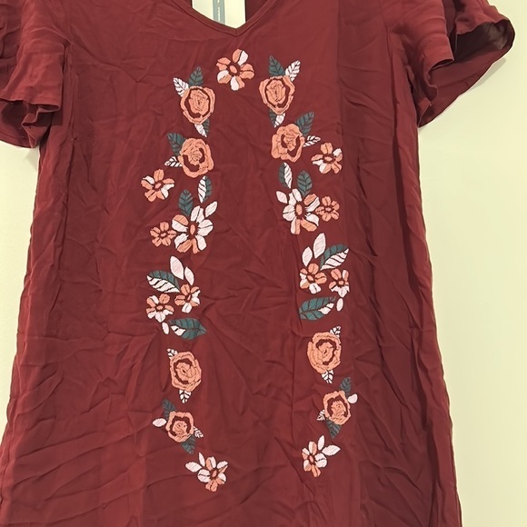 TRUE Craft Flutter Sleeve Embroidered Dress In Zinfandel, Medium - Picture 4 of 8